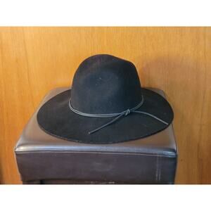 NWT - Phenix Wool Hat With Leather Trim - Black - One Size